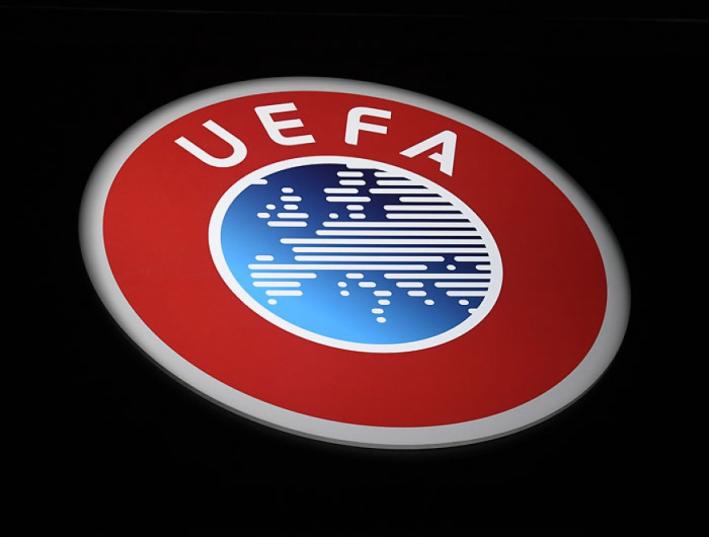 <AFFA-nın rəsmiləri UEFA-nın konqresində iştirak edirlər.....