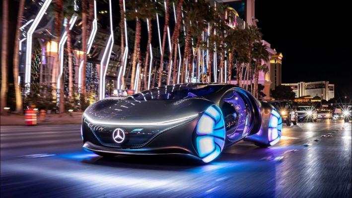 <Mercedes, göz hareketi ile araç kontrolü teknolojisini tanıttı.....