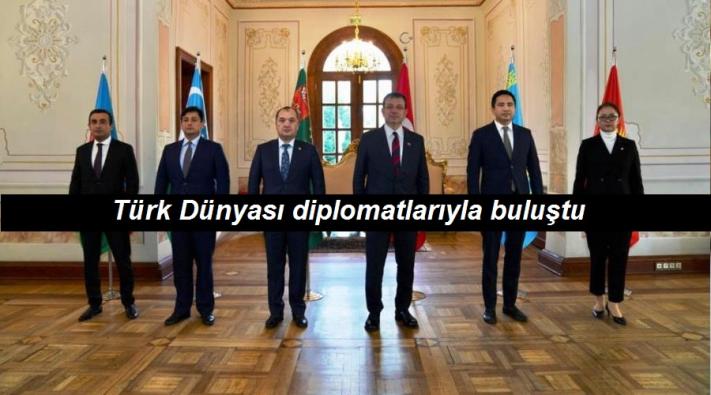 <Türk Dünyası diplomatlarıyla buluştu